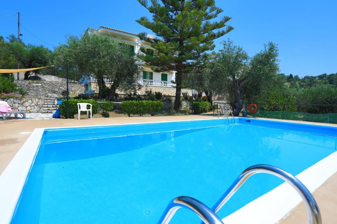 Fran Apartments Άγιος Σπυρίδωνας Εξωτερικό φωτογραφία