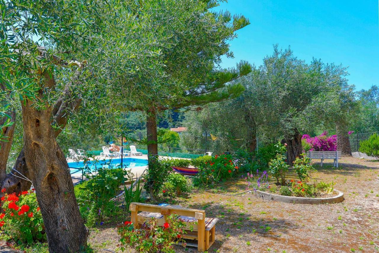 Fran Apartments Άγιος Σπυρίδωνας Εξωτερικό φωτογραφία